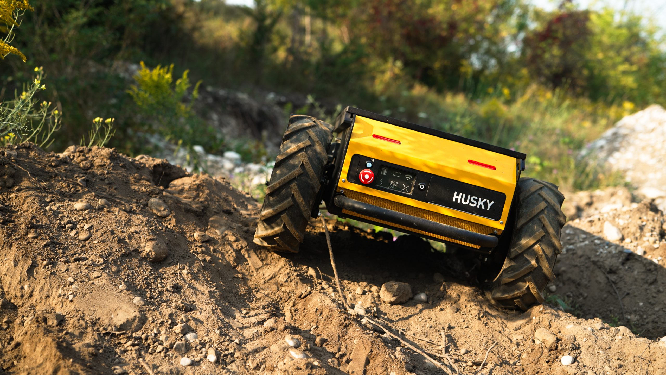 Clearpath Robotics Husky UGV (Husky A300) - outdoor platform product photo